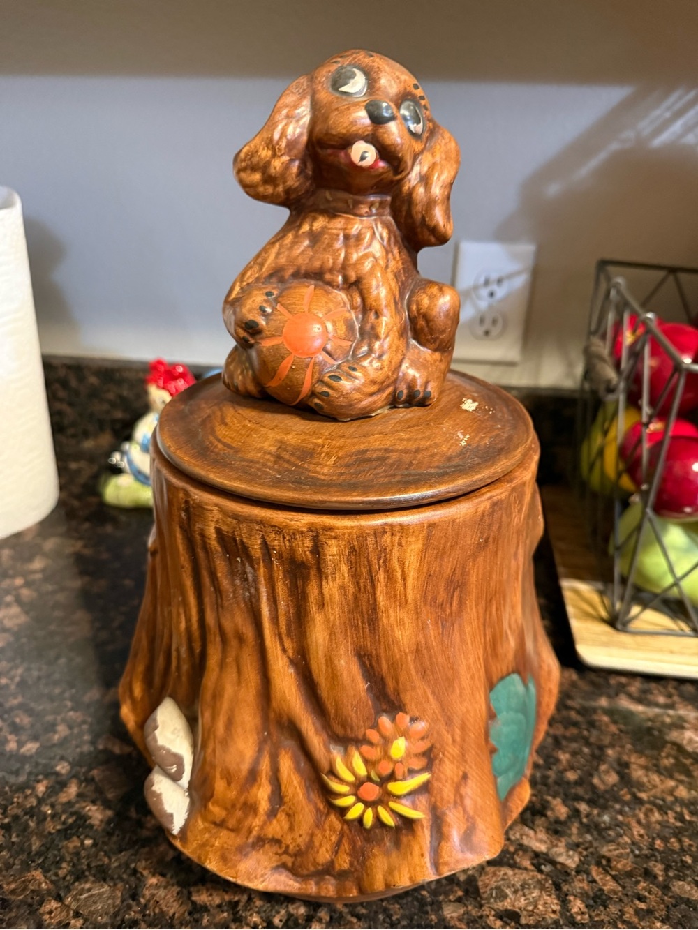 Vintage brown stump with dog Rare cookie jar